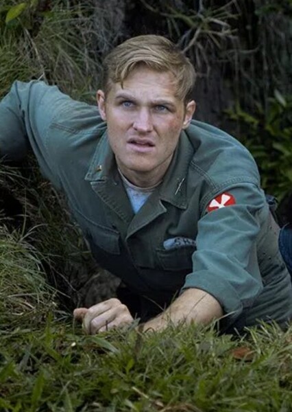 Wyatt Russell photo