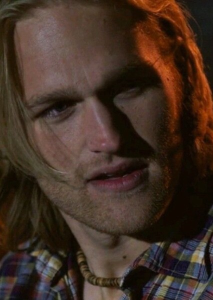 Wyatt Russell photo