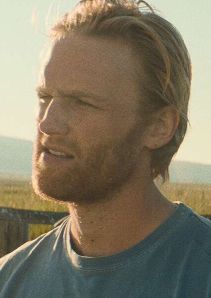 Wyatt Russell photo