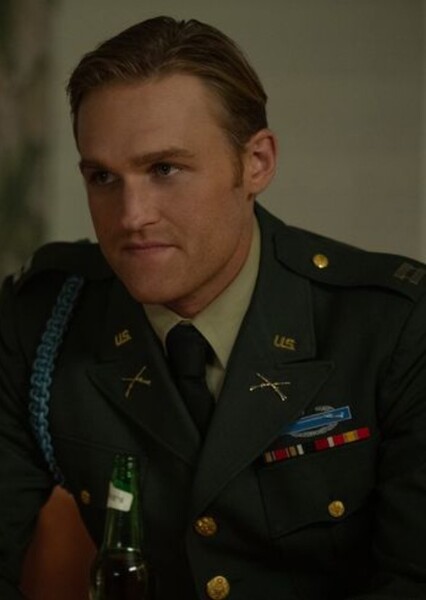 Wyatt Russell photo