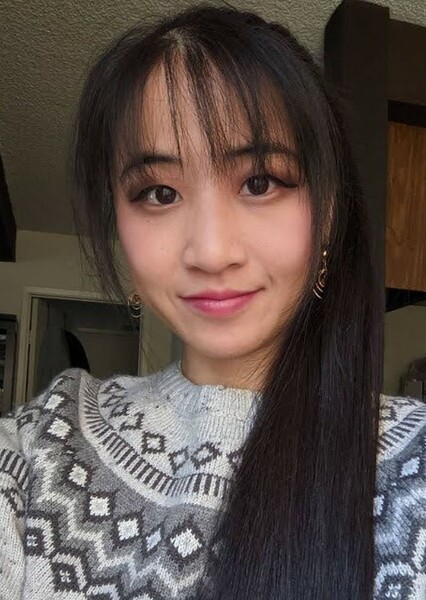 Xanthe Huynh photo