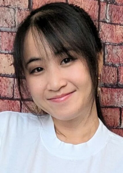 Xanthe Huynh photo