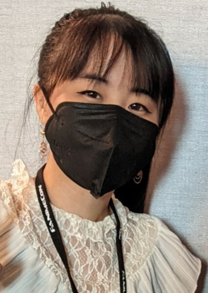 Xanthe Huynh photo