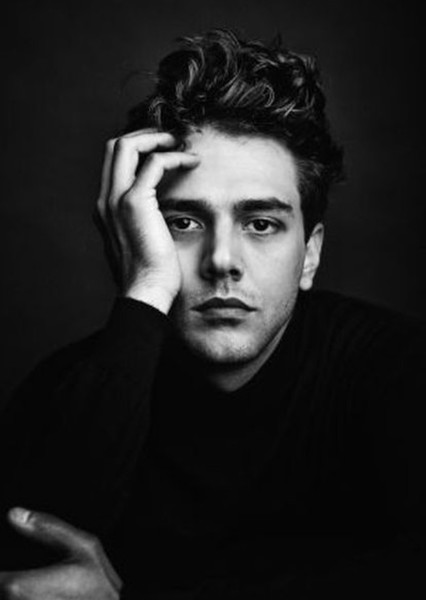 Xavier Dolan photo
