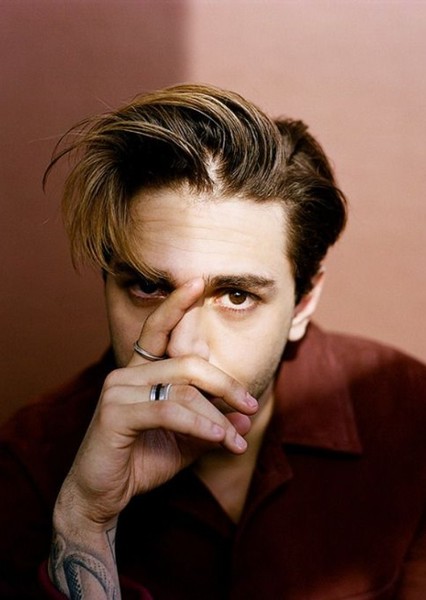 Xavier Dolan photo