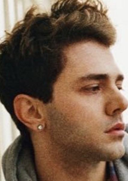 Xavier Dolan photo