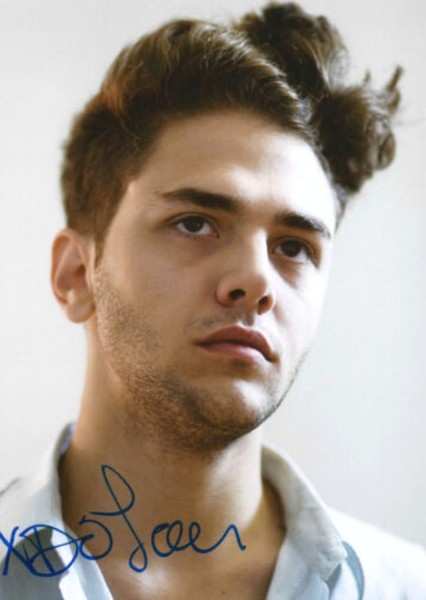 Xavier Dolan photo