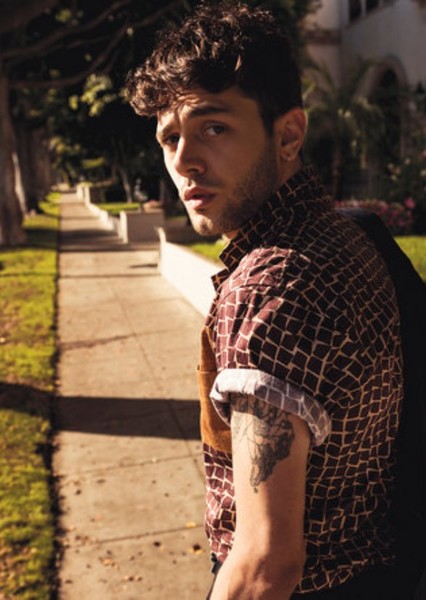 Xavier Dolan photo