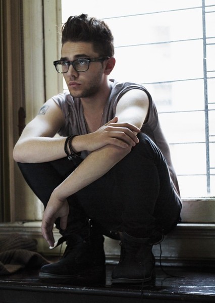 Xavier Dolan photo