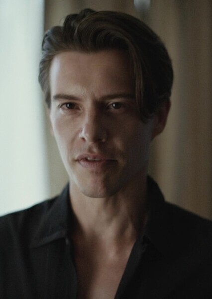 Xavier Samuel photo