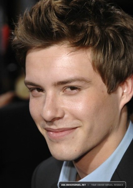 Xavier Samuel photo