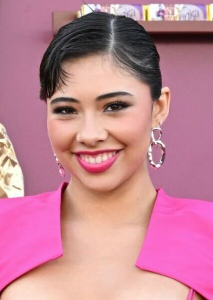 Xochitl Gomez photo