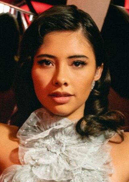 Xochitl Gomez