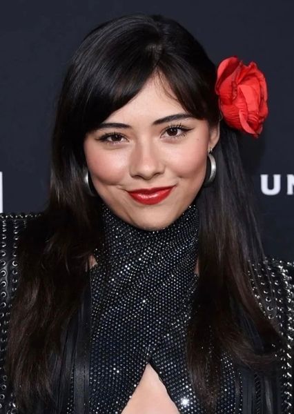Xochitl Gomez