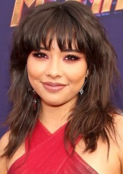 Xochitl Gomez