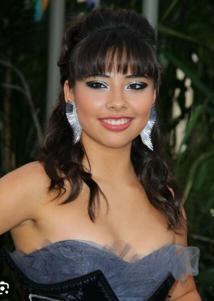 Xochitl Gomez