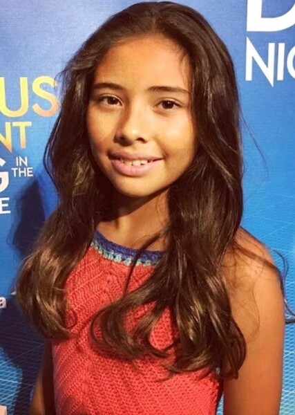 Xochitl Gomez photo