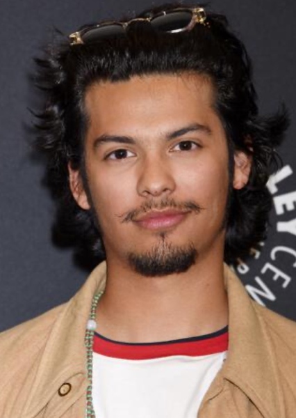 Xolo Maridueña photo