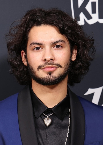 Xolo Maridueña photo