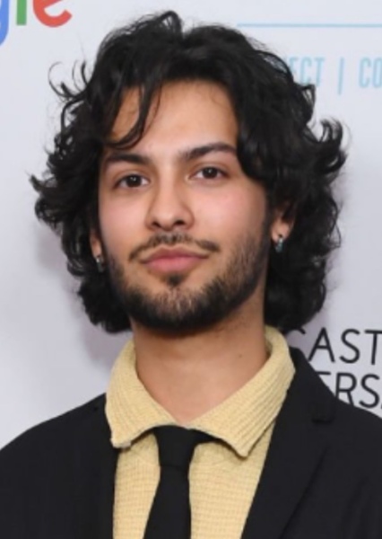 Xolo Maridueña photo