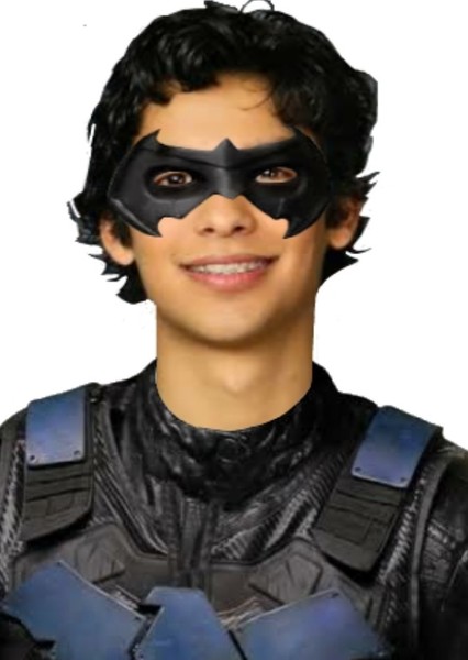 Xolo Maridueña photo