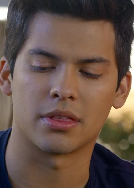 Xolo Maridueña photo