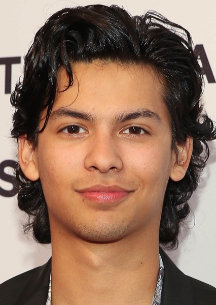 Xolo Maridueña photo