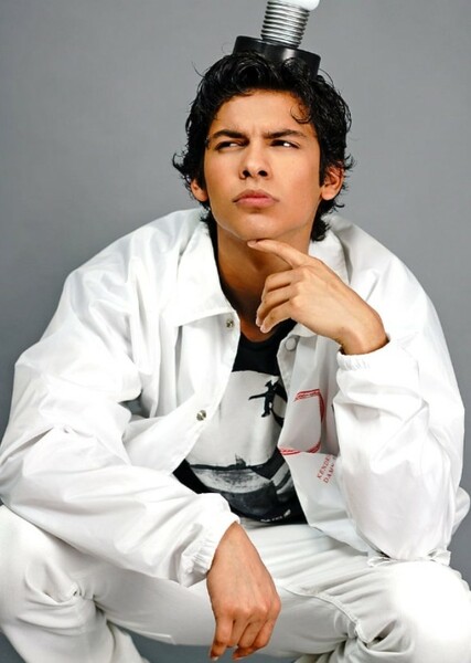 Xolo Maridueña photo