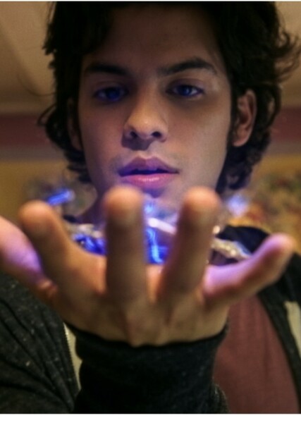 Xolo Maridueña photo