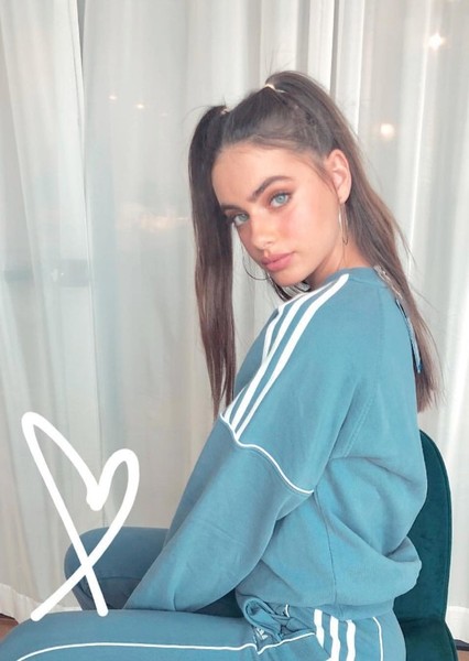 Yael Shelbia photo