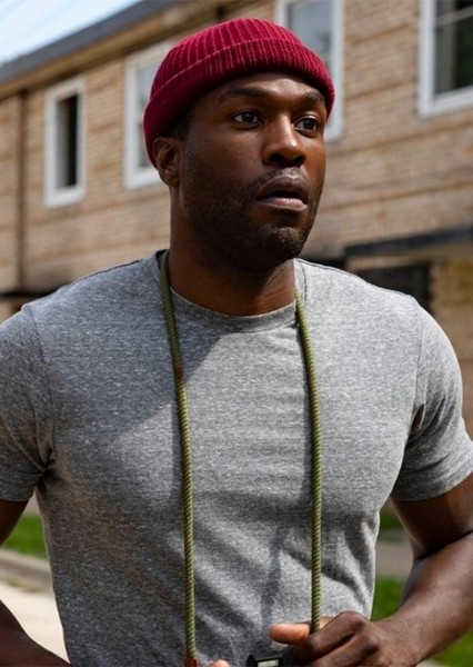 Yahya Abdul-Mateen II photo