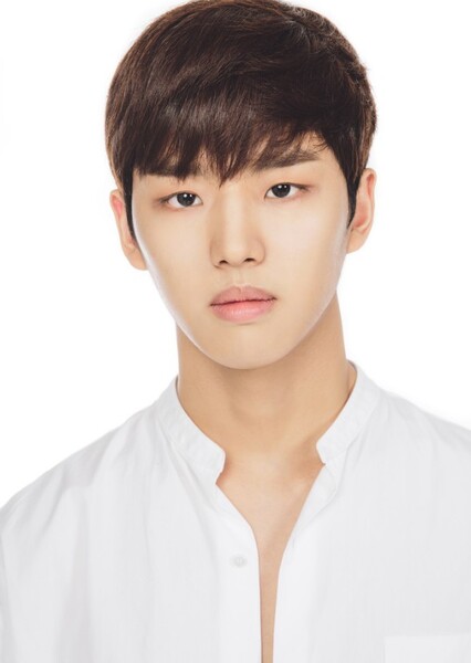 Yang Hong-seok photo