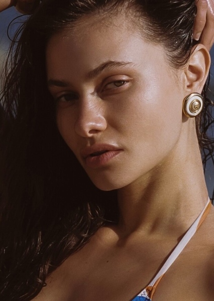 Yara Khmidan photo