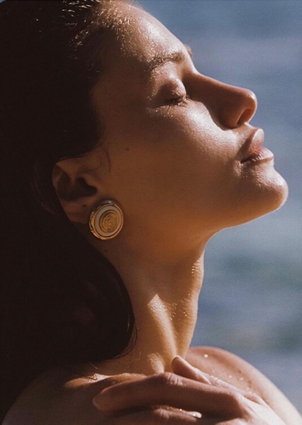 Yara Khmidan photo