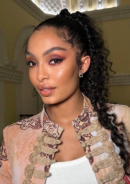 Yara Shahidi photo