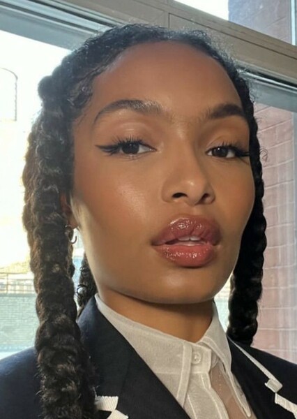 Yara Shahidi photo