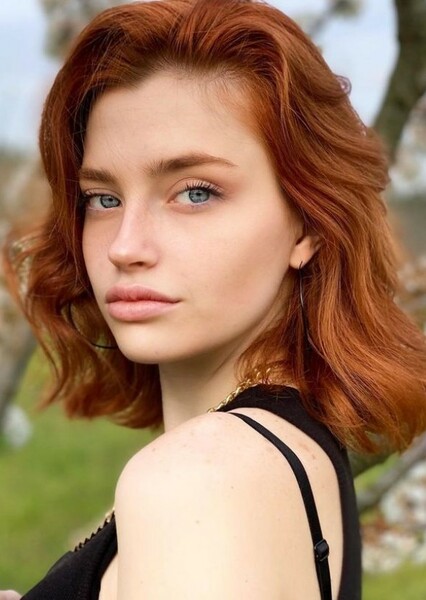 Yaren Ebru Kalan photo