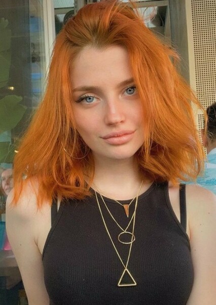 Yaren Ebru Kalan photo