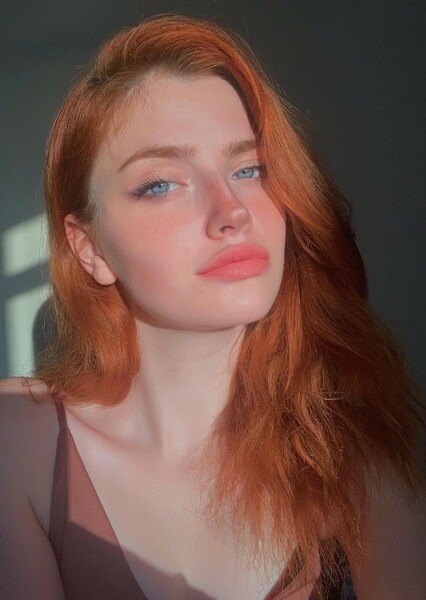 Yaren Ebru Kalan photo