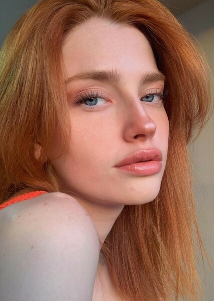 Yaren Ebru Kalan photo