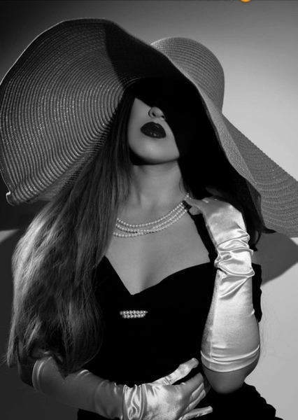 Yaretzie Hernandez photo