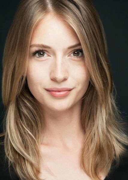 Yasemin Allen photo