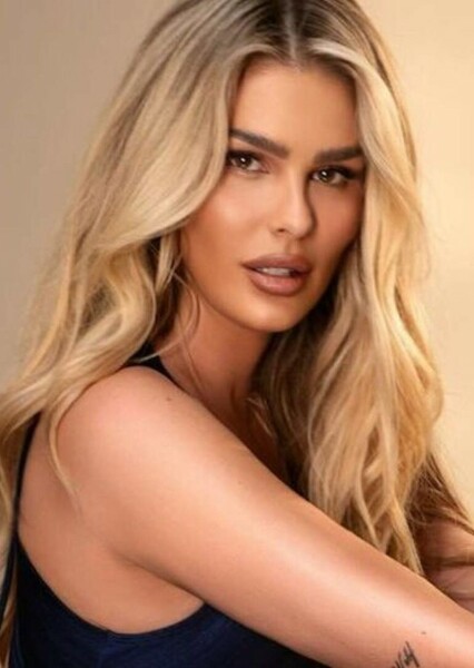 Yasmin Brunet photo
