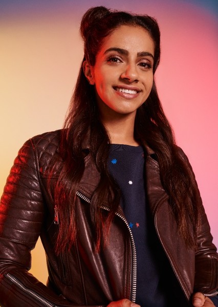 Yasmin Khan photo