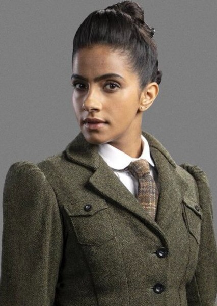 Yasmin Khan photo