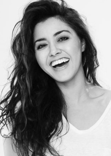 Yasmine Al-Bustami photo