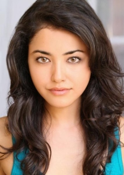 Yasmine Al Massri photo