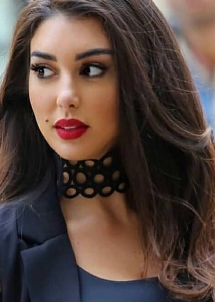 Yasmine Sabry photo