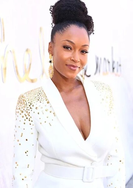 Yaya DaCosta photo