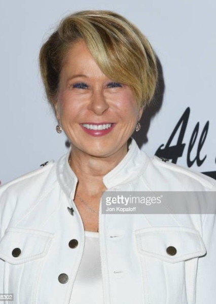 Yeardley Smith photo
